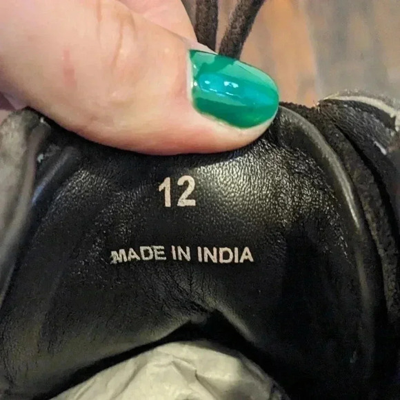 THOMAS &VINE KEEGAN - Picture 5 of 12